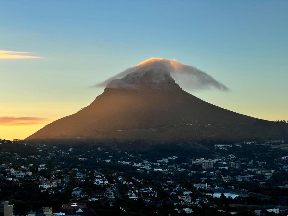 Breathtaking Views, Brand New Renovated Apartment Cape Town Exterior foto