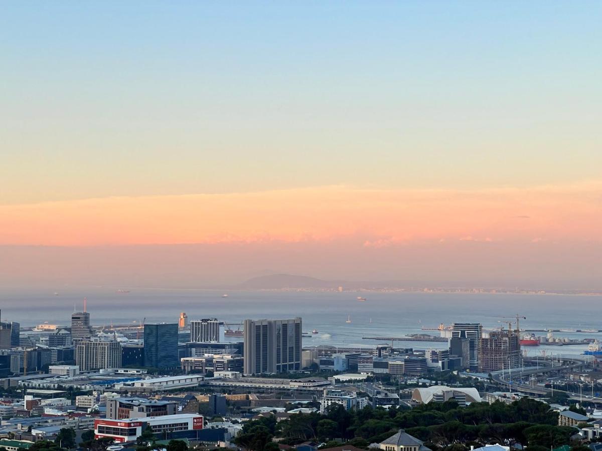 Breathtaking Views, Brand New Renovated Apartment Cape Town Exterior foto